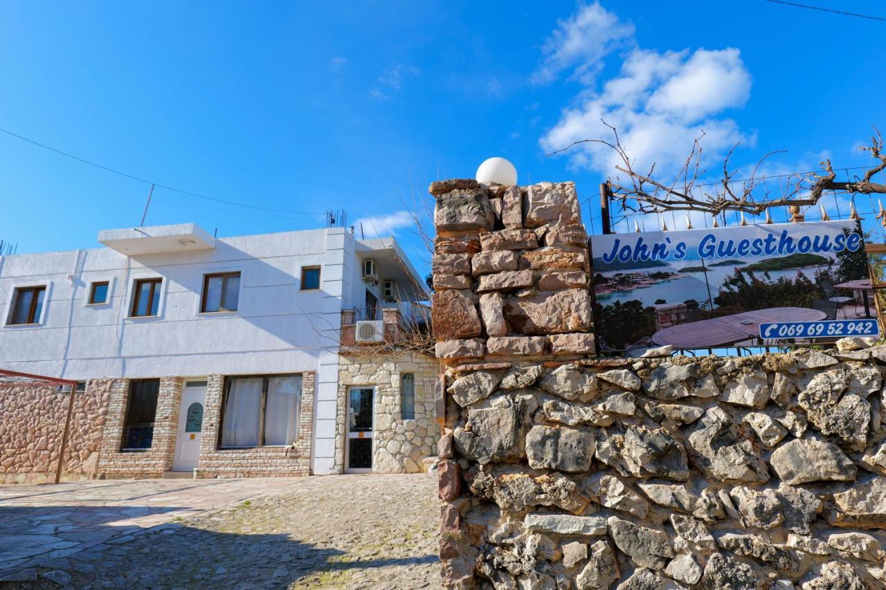 John'S Guesthouse Ксамил Екстериор снимка