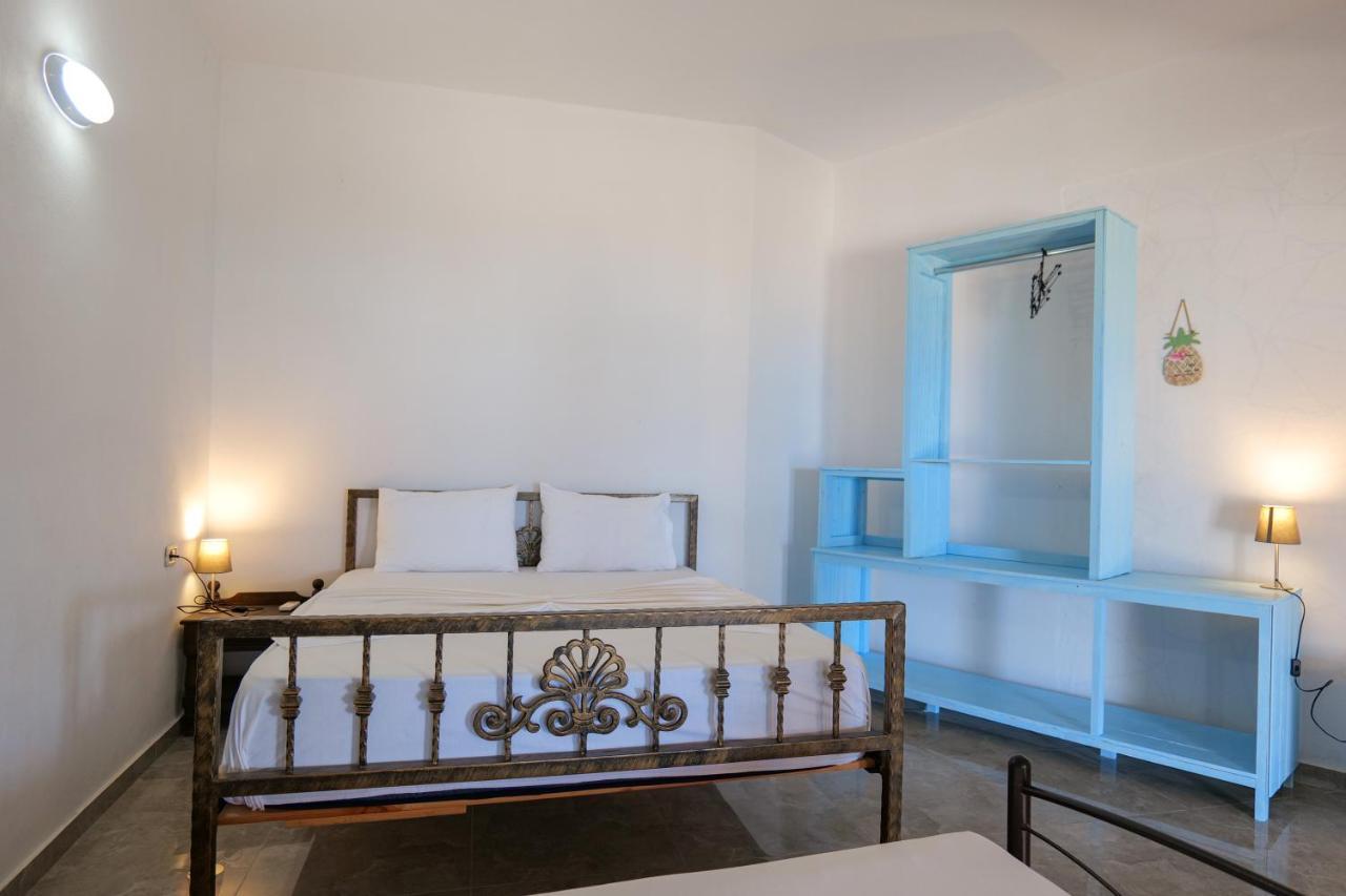 John'S Guesthouse Ксамил Екстериор снимка