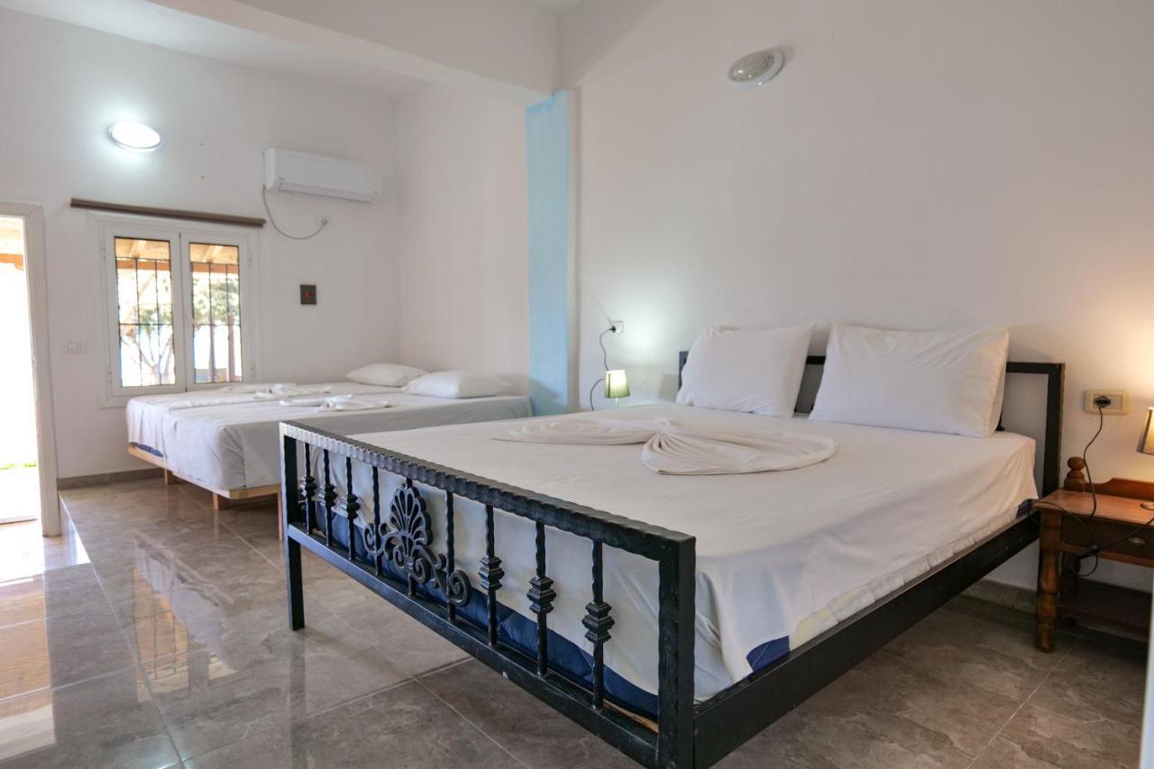 John'S Guesthouse Ксамил Екстериор снимка