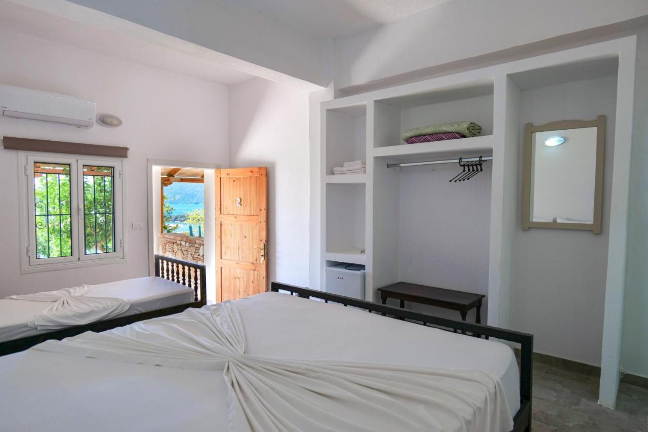 John'S Guesthouse Ксамил Екстериор снимка